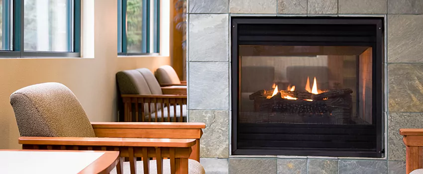 Smoky Effect Electric Fireplace Logs in Laval, Quebec